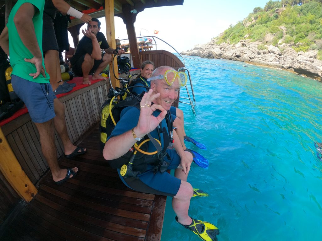 Kees van Sante, terugkerende gast en Rescue Diver bij Denis Diving Center